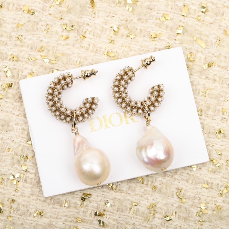 chr1st1an D10r earrings